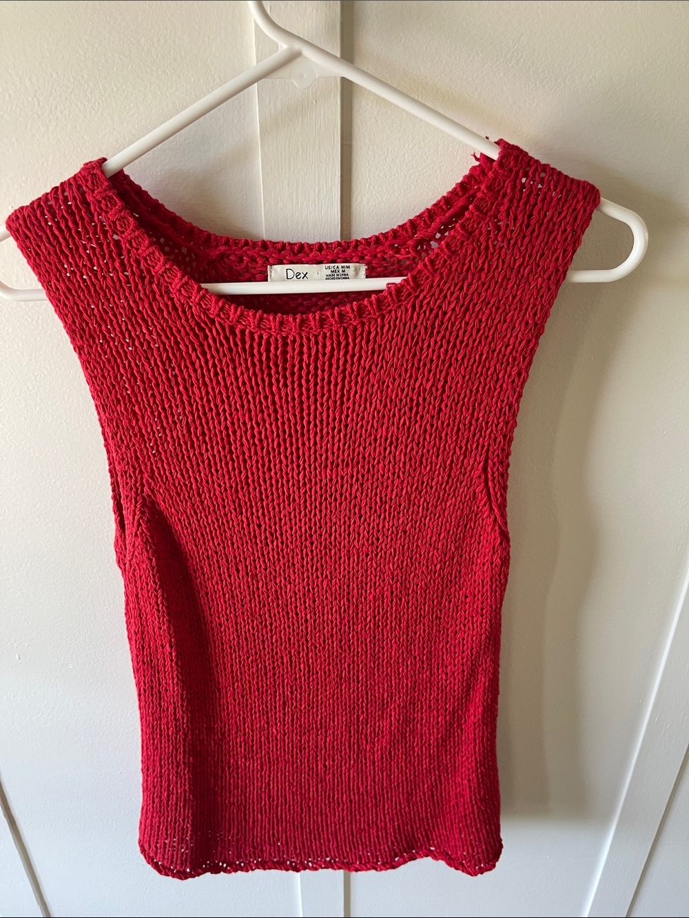Dex Sleeveless Crew Knit Top in Bright Red